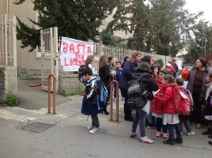 Protesta scuola elementare